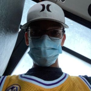 Meet your Posher, Max